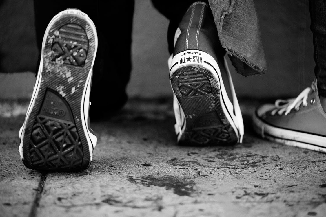 Điều gì đã làm nên huyền thoại giày best-seller Converse Classic Black?