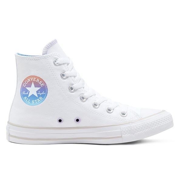 Cá tính và tinh tế hơn với BST Converse Summer Getaway