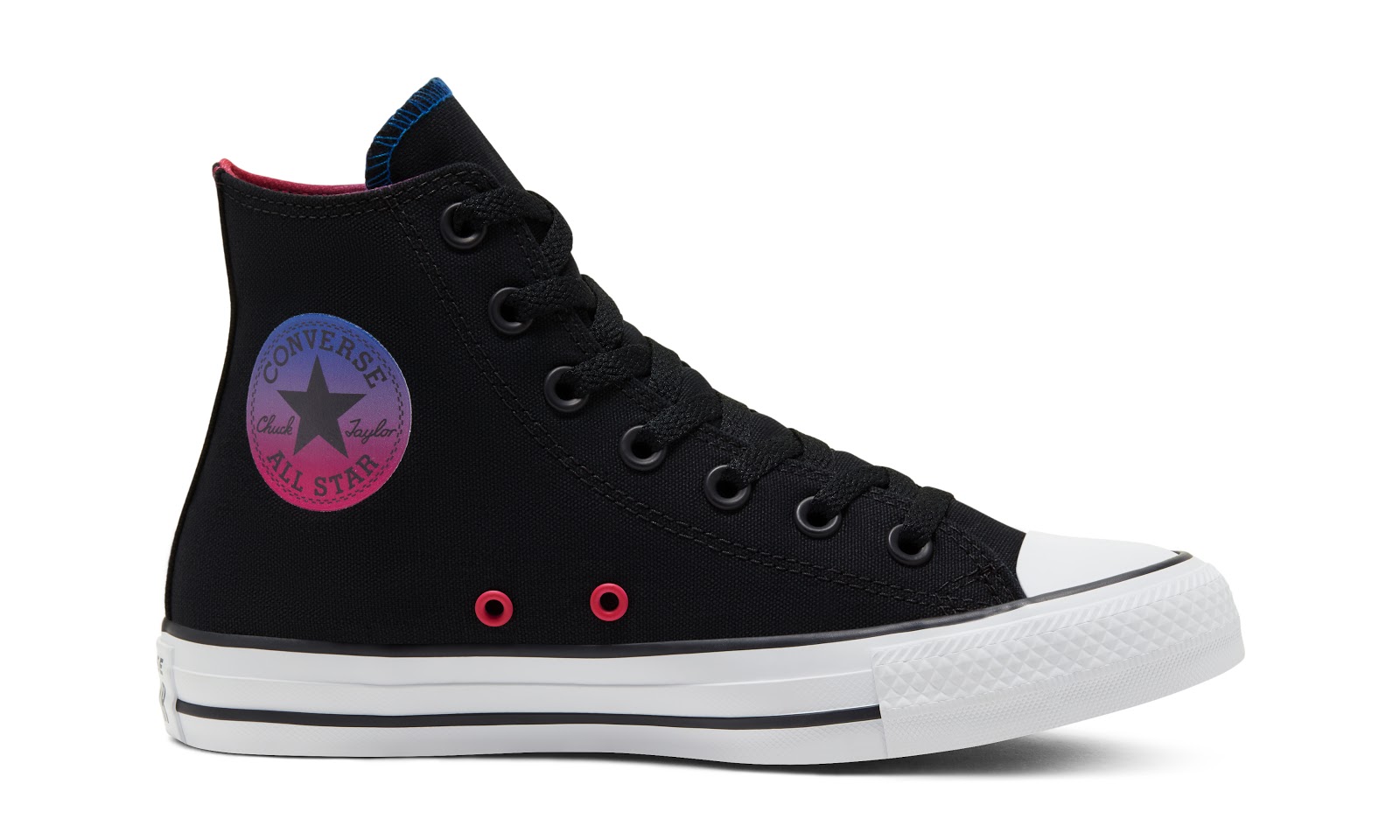 Cá tính và tinh tế hơn với BST Converse Summer Getaway