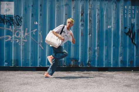 Cách chọn giày Converse đến trường - làm sao cân bằng giữa nhạt nhòa và nổi bật?