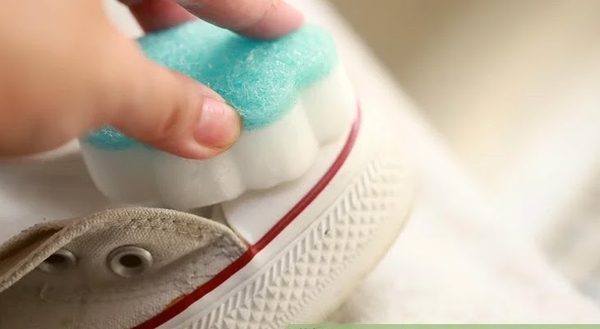 Cách giặt giày Converse vải không bay màu đẹp như mới