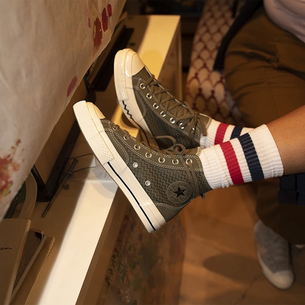 Mê mẩn đường nét ziczac trên siêu phẩm Converse Chuck 70 Voltage Made it to The Top