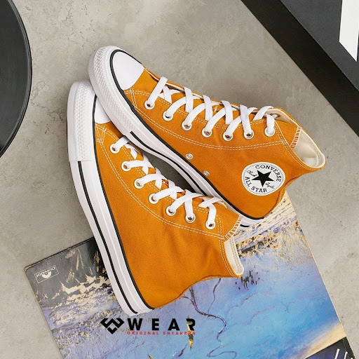 Converse Chuck Taylor All Star Seasonal Color phiên bản cao cổ - thử một lần là mê