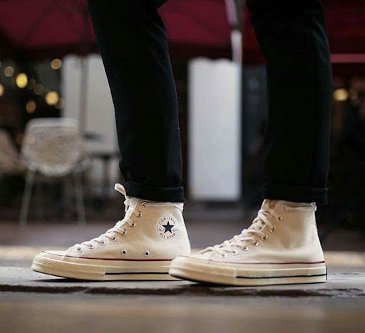 Converse cổ cao trắng - bảo quản thế nào để luôn “sạch như mới”