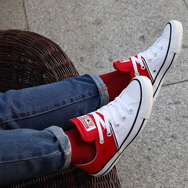 Điều gì khiến Converse Madison hồn fans nữ?