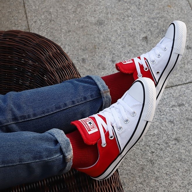 Điều gì khiến Converse Madison hồn fans nữ?