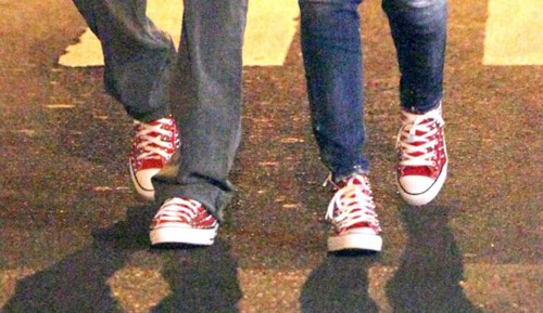 Giày Converse giá bao nhiêu? So sánh với những brand khác ra sao?