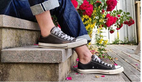 Giày Converse gót thấp liệu có đủ “cạnh tranh” với xu hướng đế cao?