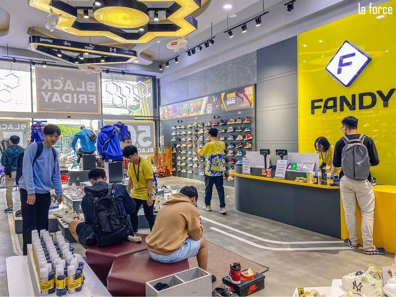 Địa chỉ mua giày công sở nam Đà Nẵng tại Fandy