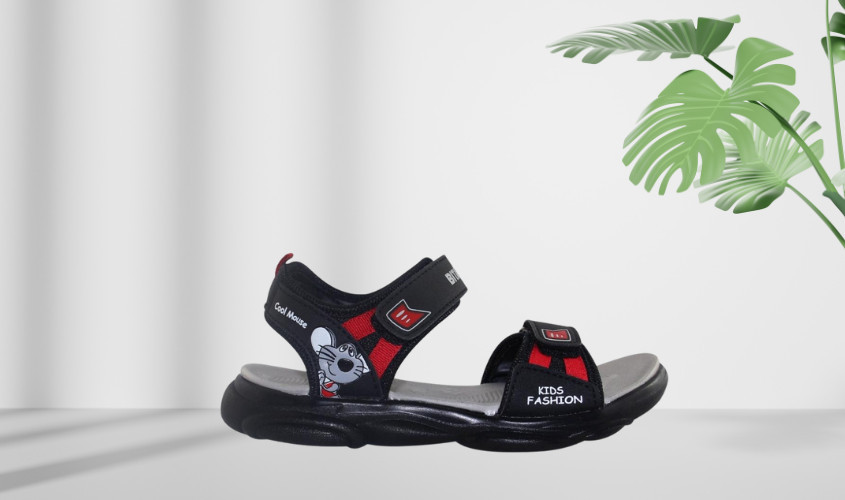 Đôi sandal Bita's dành cho bé trai màu xanh phối trắng, thuộc dòng giày dép Bita's giảm giá
