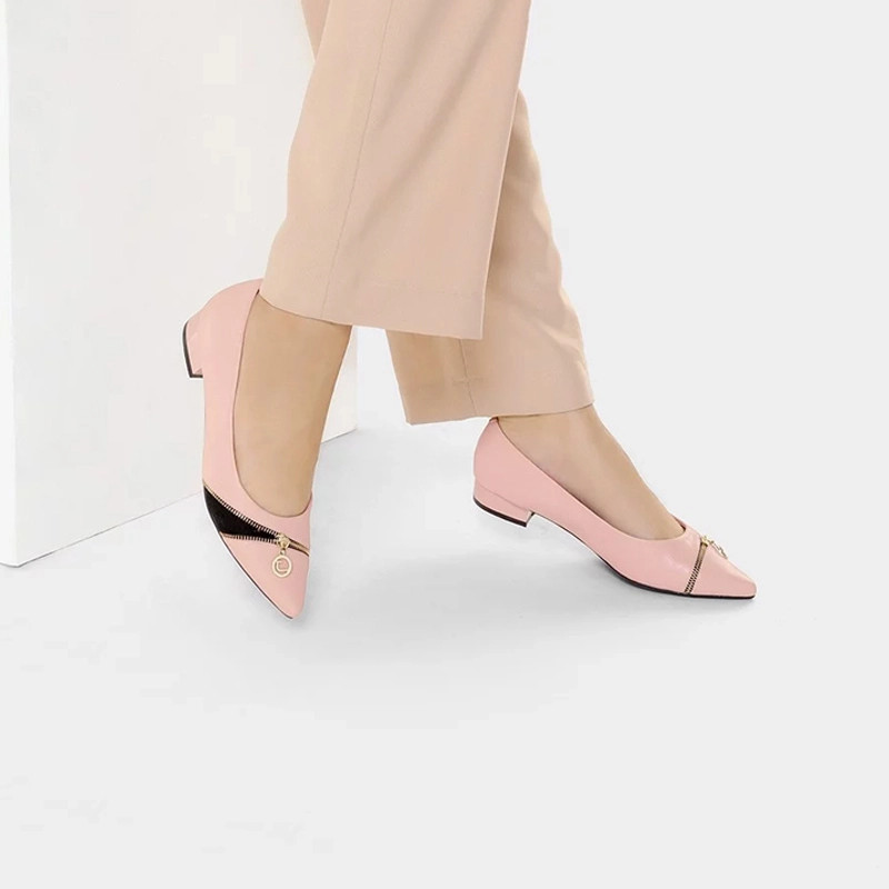 Giày búp bê đế cao phối khóa màu đen cá tính