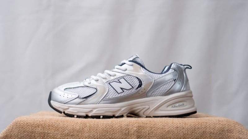 Giày New Balance 530 kết hợp thể thao và phong cách