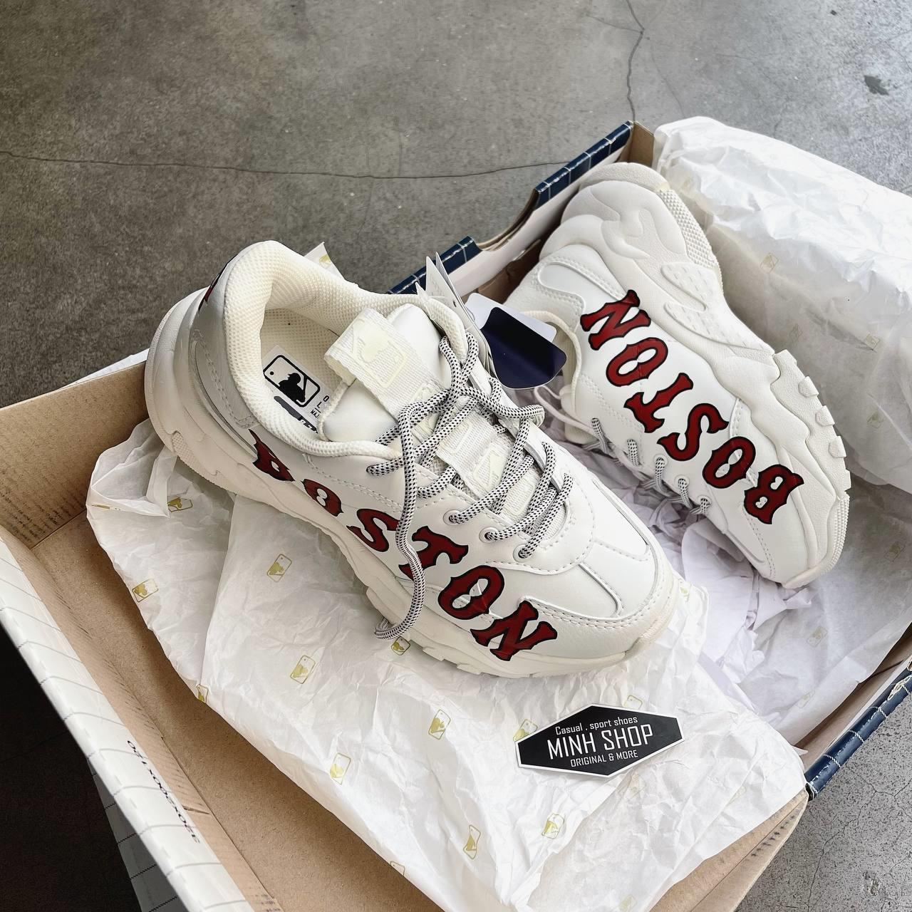Giày sneaker nam trắng đế cao MLB Boston BigBall Chunky Red Sox tinh tế