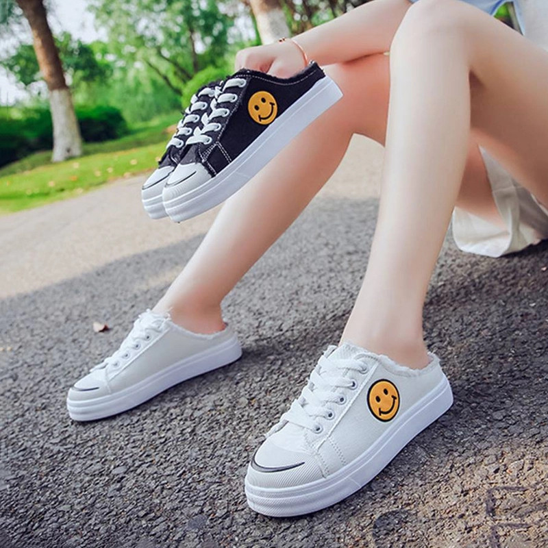 Giày sục nữ bằng vải năng động
