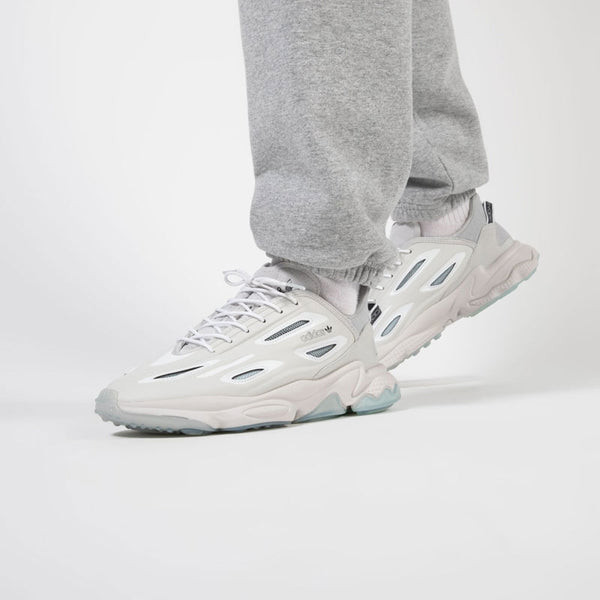 Giày thể thao nữ adidas Ozweego Celox bền bỉ