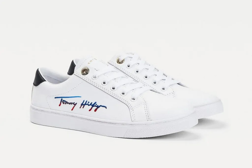 Giày Tommy Hilfiger với cách buộc dây giày ziczag