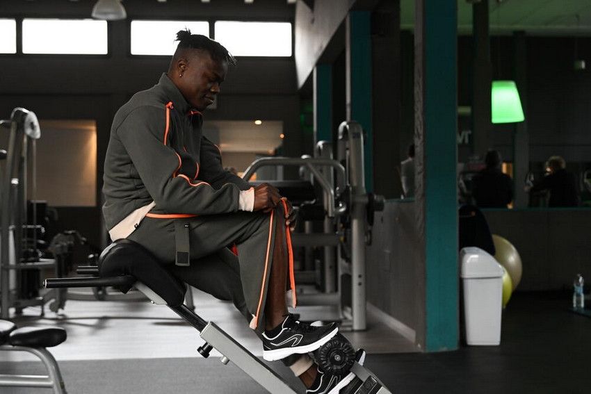 Người tập chuyên sâu nên chọn giày tập gym nữ thiết kế riêng biệt