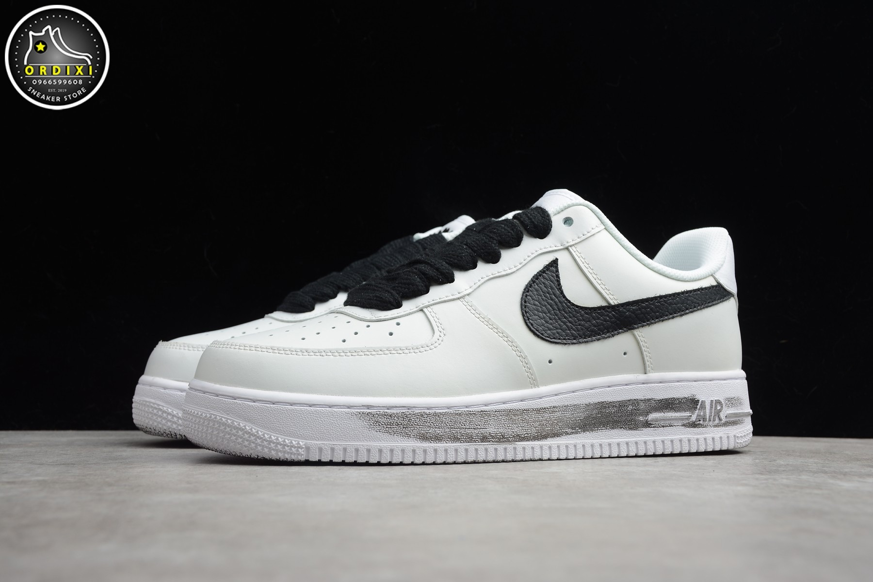 Hình ảnh về Giày Nike Air Force 1: Khám phá Biểu tượng Thời trang