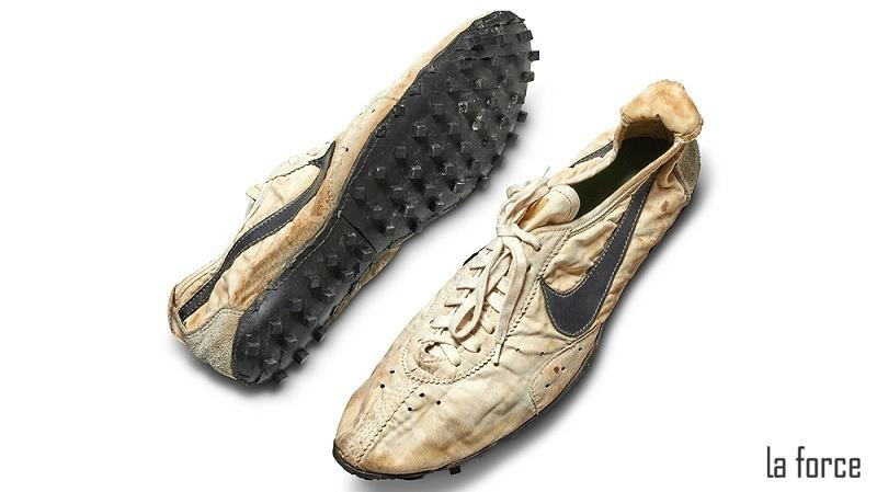 Nike Waffle Racing Flat “Moon Shoe” – Đôi giày thể thao đắt nhất thế giới