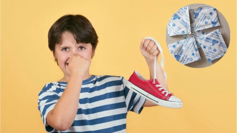 Tránh sai lầm không dùng túi chống ẩm khi áp dụng cách bảo quản giày lâu không sử dụng