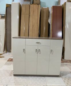 Tủ đựng giày bằng nhựa TGN134, thiết kế đơn giản, tông màu sáng.