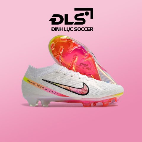 Giày Bóng Đá Nike Cổ Cao Đinh FG: Lựa Chọn Tối Ưu Cho Sân Cỏ Tự Nhiên
