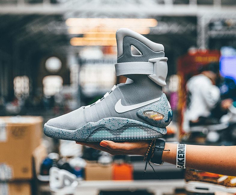 7 Đôi Giày Sneaker Đắt Nhất Thế Giới: Biểu Tượng Giá Trị