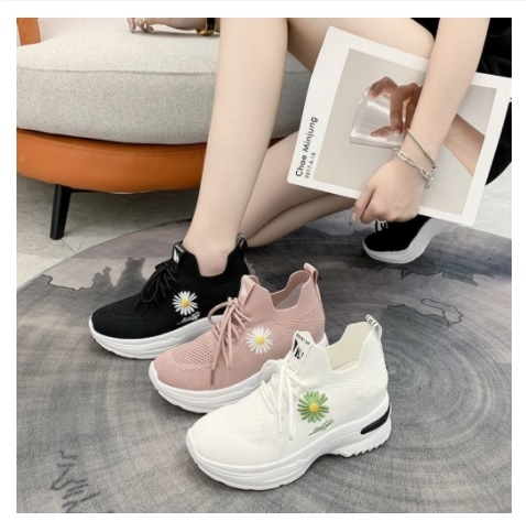 Giày thể thao nữ giá rẻ dưới 100k
