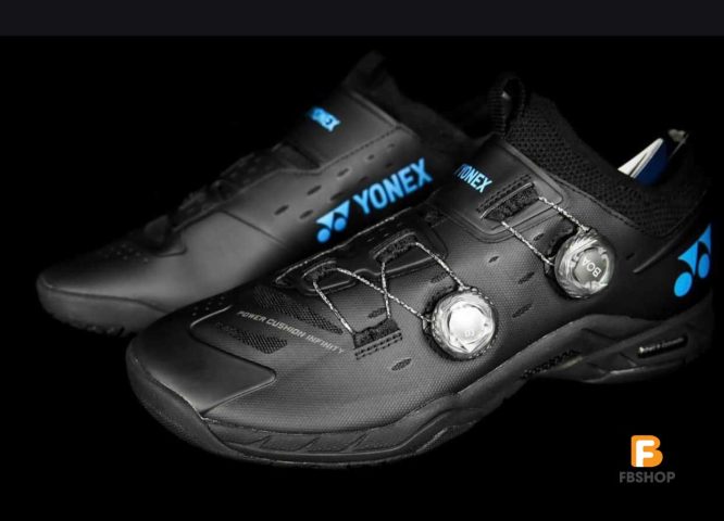 Giày Cầu Lông Yonex Power Cushion Infinity Đen: Đánh Giá Toàn Diện