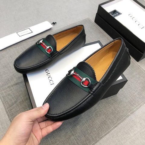 Địa chỉ bán giày Gucci chính hãng tại Hà Nội đáng tin cậy
