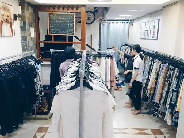 Ở đâu bán giày tại D1 Phường 25 Quận Bình Thạnh uy tín?