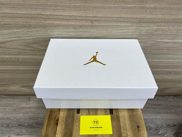 Hộp Giày Nike Air Force 1 Chính Hãng: Nhận Diện và Giá Trị