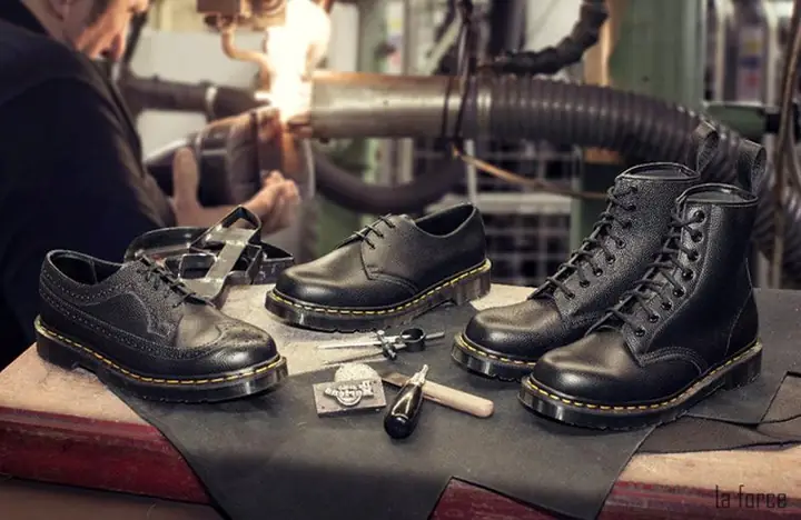 Cách Phối Đồ Với Giày Dr Martens Nam: Phong Cách Đỉnh Cao Từ A-Z