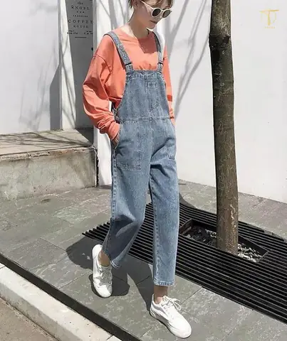 Phối Đồ Với Giày Vans Nữ Mùa Hè: Làm Sao Để Luôn Hợp Mốt? Phối Đồ Với Giày Vans Nữ Mùa Hè: Làm Sao Để Luôn Hợp Mốt?
