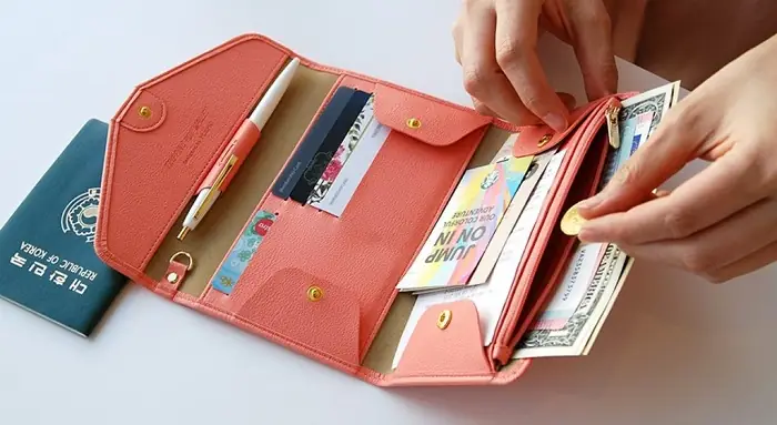 Có nên dùng nhiều tiền để mua giày không? Phân tích chuyên sâu Có nên dùng nhiều tiền để mua giày không? Phân tích chuyên sâu