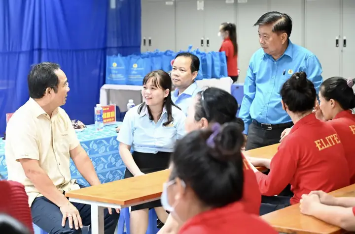 Thế nào là công ty sản xuất giày toàn cầu elite?