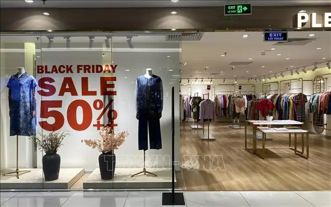 Top 5 Cửa Hàng Giày Giảm Giá Hấp Dẫn Nhân Dịp Black Friday