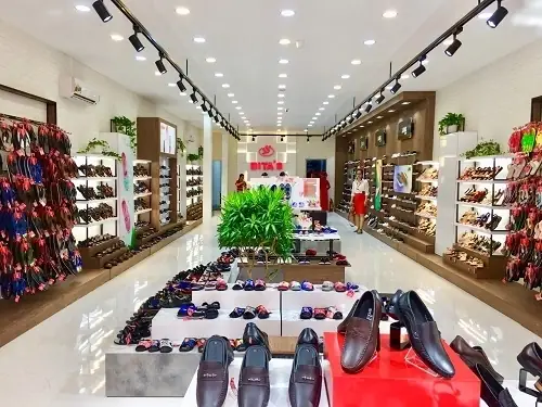 Cửa hàng giày trong Coopmart Bình Triệu đã chuyển đi đâu?