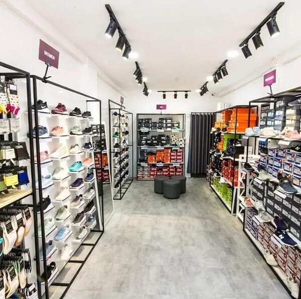 Cửa hàng uy tín để mua giày New Balance chính hãng
