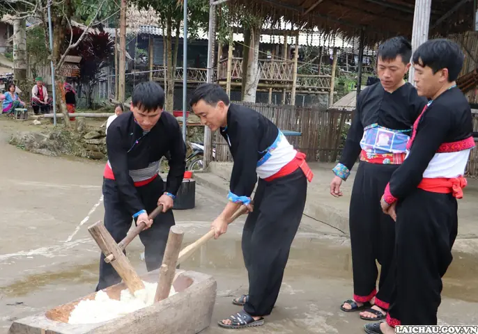 Dàn Ý Thuyết Minh Giày Thể Thao: Cấu Trúc Và Nội Dung Chuẩn Dàn Ý Thuyết Minh Giày Thể Thao: Cấu Trúc Và Nội Dung Chuẩn
