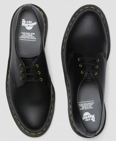 Dr Martens Giày Da Vegan 1461 Black: Có xứng đáng không?