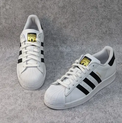 Đặc điểm củagiày Adidas Superstar OG "Golden Brand/Black Stripes" Đặc điểm củagiày Adidas Superstar OG "Golden Brand/Black Stripes"