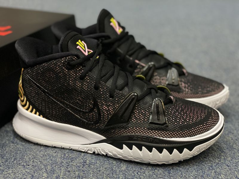 Giày bóng rổ Nike Kyrie 7 màu xanh lá
