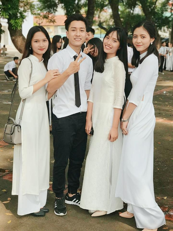 Giày búp bê mũi tròn luôn được các bạn nữ chọn lựa vì sự thoải mái
