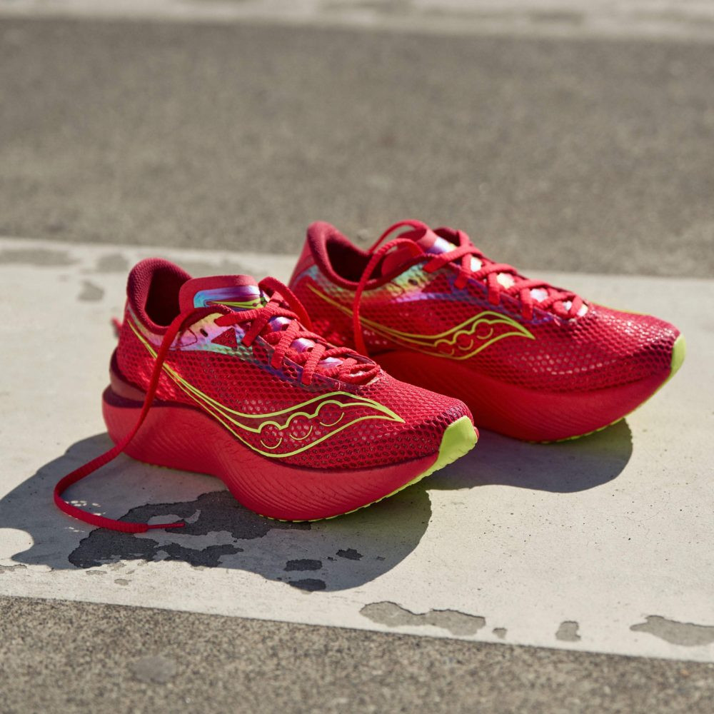 Giày chạy bộ nam Saucony Endorphin Pro 3