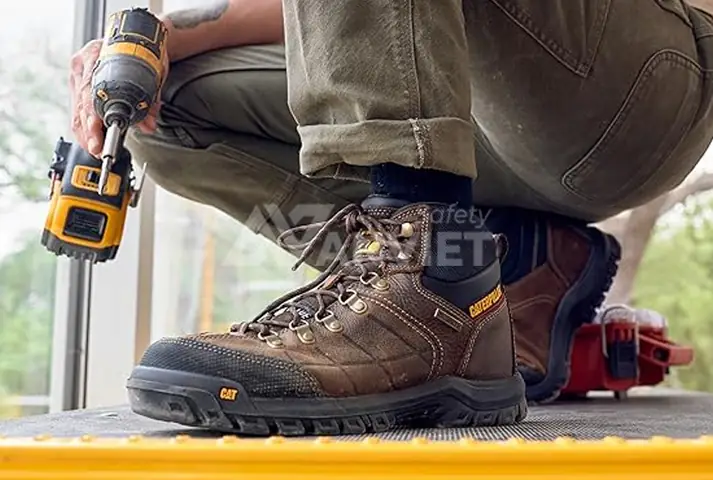 Giày Cột Dây Nam Caterpillar Mẫu Mới: Đánh Giá & Chọn Lựa Hoàn Hảo Giày Cột Dây Nam Caterpillar Mẫu Mới: Đánh Giá & Chọn Lựa Hoàn Hảo