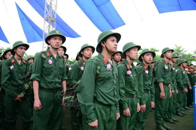 Làm sao chọn giày đi học bền cho nữ học sinh cấp 2 tốt nhất? Làm sao chọn giày đi học bền cho nữ học sinh cấp 2 tốt nhất?