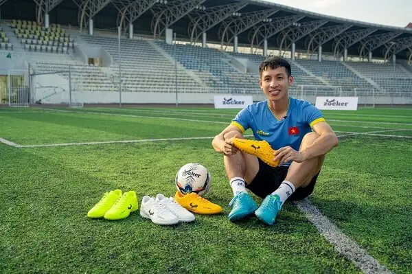 Lựa chọn đế giày đá bóng phù hợp cho nhu cầu của bạn