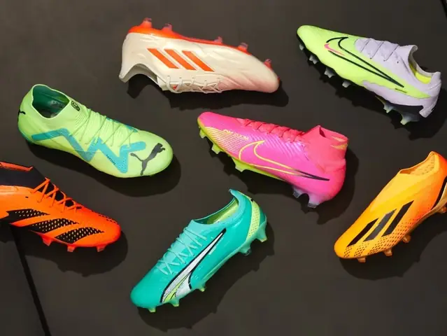 Chọn Giày Đinh Đá Bóng Sân Cỏ Tự Nhiên Adidas: Cẩm Nang Chi Tiết Từ A Đến Z Chọn Giày Đinh Đá Bóng Sân Cỏ Tự Nhiên Adidas: Cẩm Nang Chi Tiết Từ A Đến Z