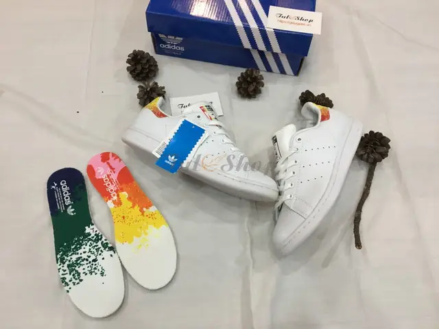 Giày Stan Smith Nữ F1 Giá Bao Nhiêu: Cập Nhật & Đánh Giá Toàn Diện